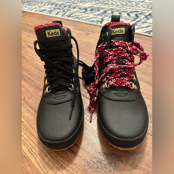 Keds Scout Boot (Never Worn!) - Picture 1 of 7